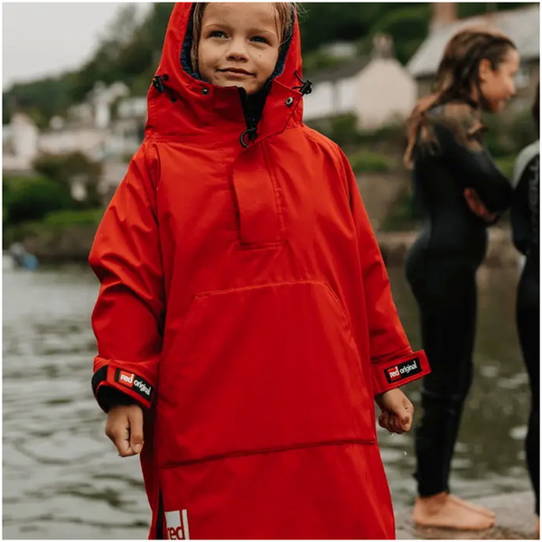 2025 Red Paddle Co Junior Dry Changing Poncho 00200900601 - Red